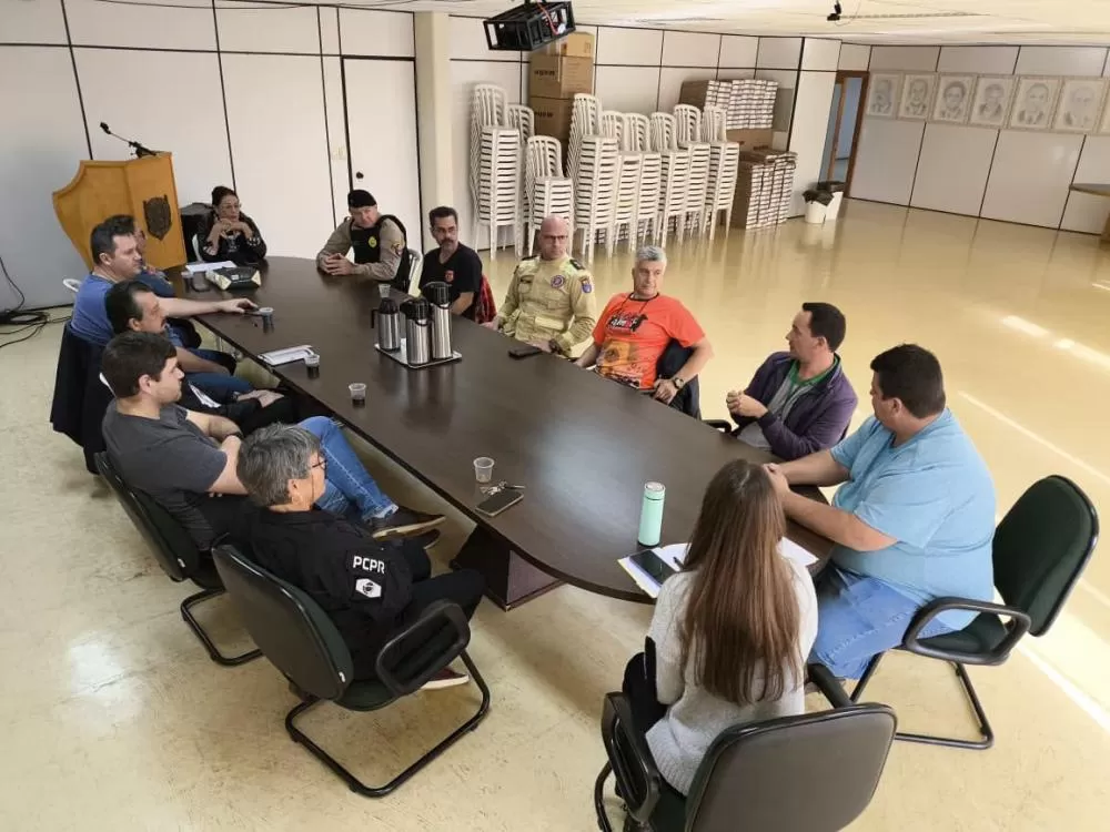Reunião na prefeitura discutiu a criação do Conselho de Proteção Animal e definiu diretrizes para o atendimento de denúncias de maus-tratos em Marechal Cândido Rondon. (Foto: Divulgação)