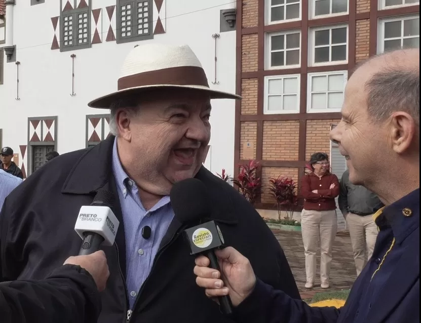 Rafael Greca participou da Festa Nacional do Boi no Rolete, em Marechal Cândido Rondon, e falou sobre cultura, bioenergia, infraestrutura e pré-candidatura ao Governo do Paraná.