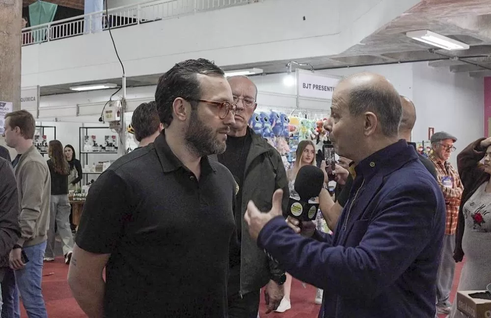 Deputado federal Felipe Barros participou da Festa Nacional do Boi Assado no Rolete e falou sobre a organização do PL no Paraná.