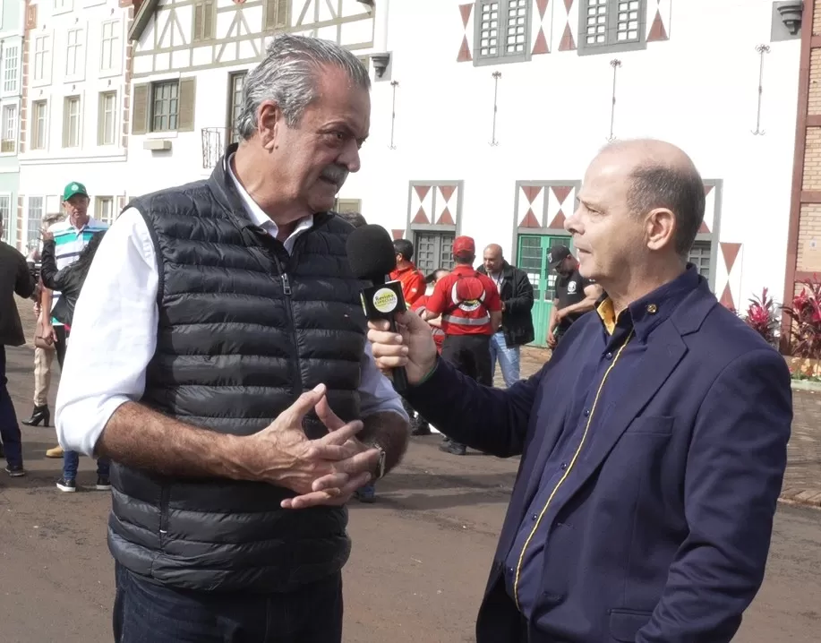 Secretário Everton Luiz da Costa Souza participou dos festejos dos 66 anos de Marechal Cândido Rondon e falou sobre desenvolvimento sustentável, fauna silvestre e controle de javalis.