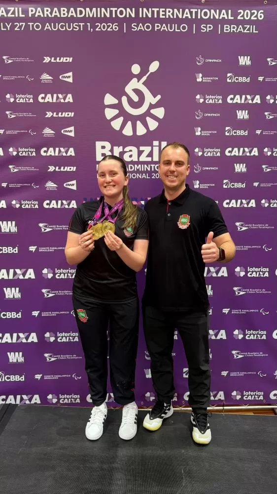 Kauana Beckenkamp vence três finais e conquista três ouros
