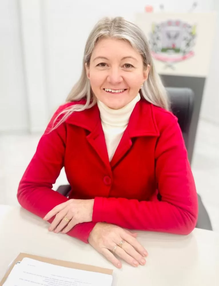 Marciane Specht solicitou informações sobre faltas em consultas e exames e sugeriu apoio às entidades comunitárias (Foto: Cristiano Viteck)