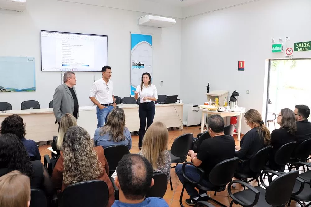 Representantes dos municípios lindeiros avaliaram os resultados do Ideb e definiram as próximas ações do programa, que atende 38.554 estudantes da região. (Foto: Divulgação)