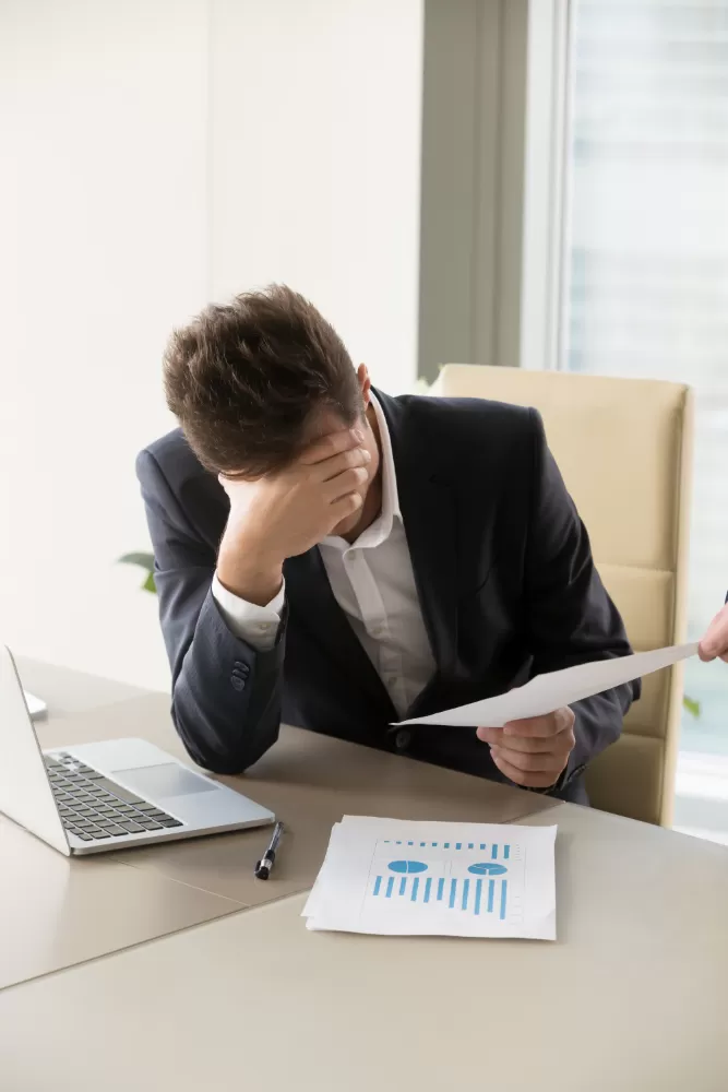 Juros ainda elevados e avanço da inadimplência levaram os quatro grandes bancos brasileiros a reservar R$ 91,082 bilhões para enfrentar possíveis perdas com crédito no primeiro semestre de 2026. (Foto: Magnific)