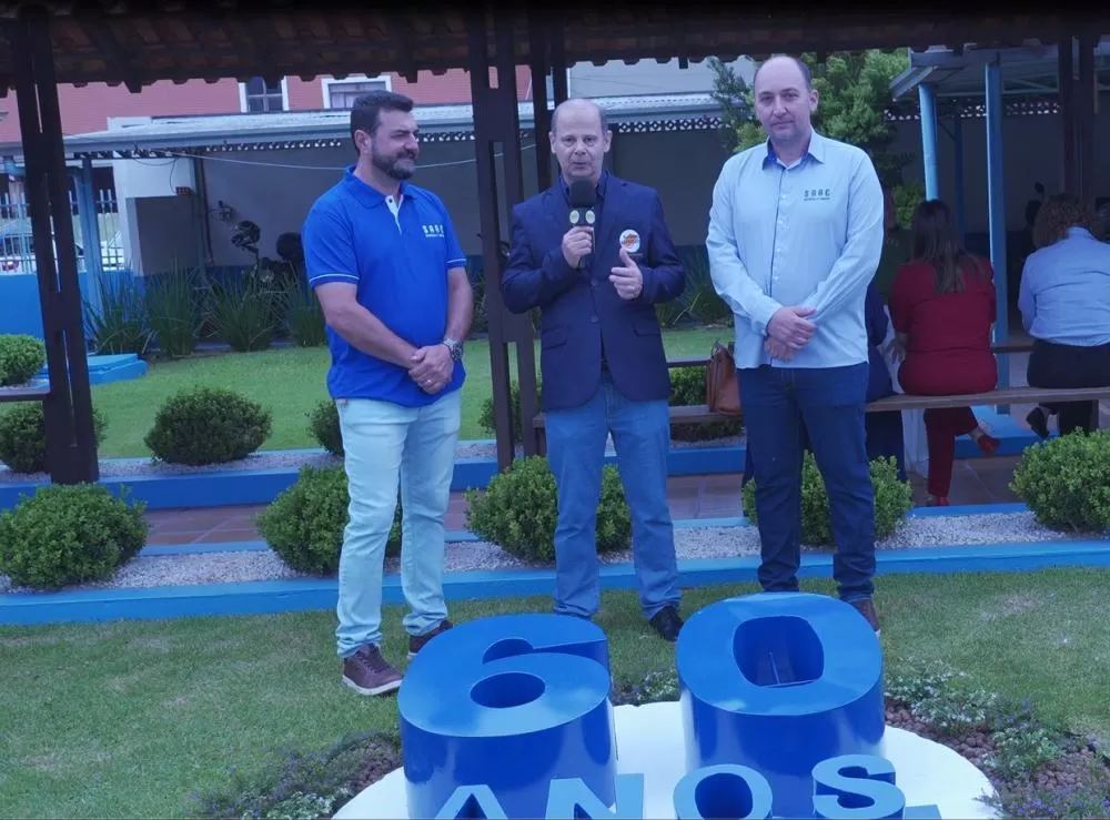 Diretor executivo Fábio Regelmeier e prefeito Adriano Backes destacaram os 60 anos do SAAE, os investimentos em abastecimento e os desafios para ampliação da rede de esgoto em Marechal Cândido Rondon.