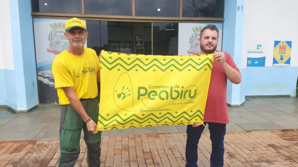 Gilles Verrecchia percorre a pé o território Cataratas e Caminhos durante expedição pelos históricos Caminhos do Peabiru, em uma jornada que seguirá por diferentes países até a costa do Oceano Pacífico. (Foto: Divulgação)