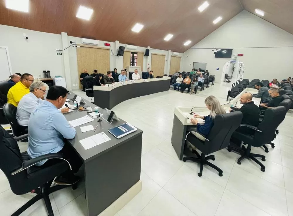 Projeto que cria o cartão corporativo municipal foi aprovado em primeiro turno por 11 votos favoráveis e dois contrários na Câmara de Marechal Cândido Rondon. (Foto: Cristiano Viteck/Câmara)