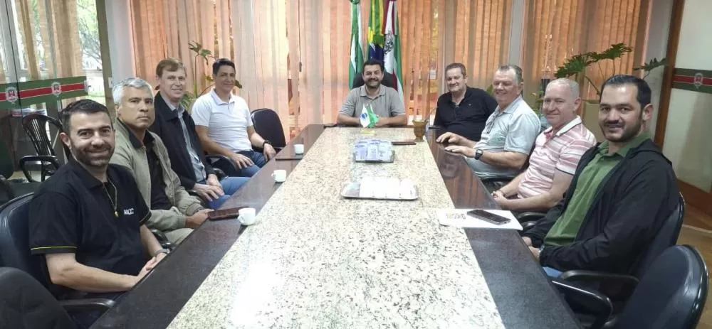 Representantes da AACC e da Associação dos Suinocultores apresentaram nesta terça-feira a quarta edição do Festival da Carne Suína, marcada para 10 de outubro. (Foto: Divulgação)