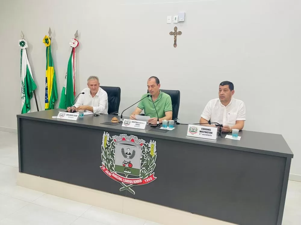 Vereadores Carlinhos Silva, Cristiano Metzner (Suko) e Coronel Welyngton, integrantes da Comissão de Finanças, Orçamento e Fiscalização. (Foto: Divulgação)