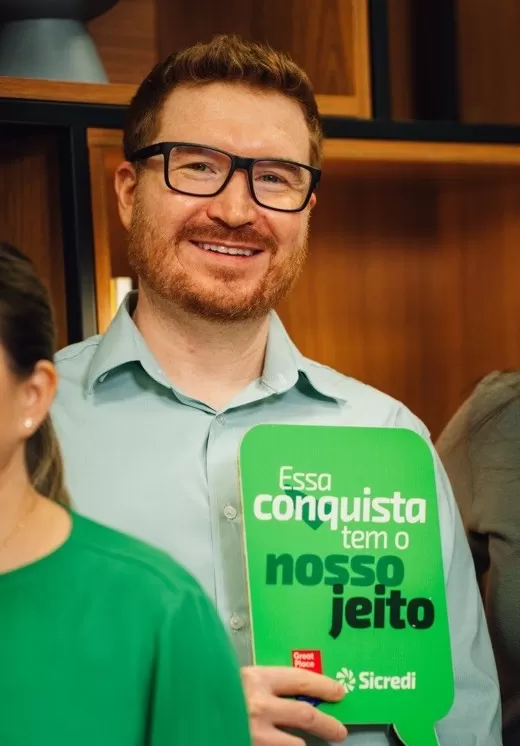O Diretor executivo do CAS, César Bochi, destaca quee a conquista é reflexo do compromisso contínuo do Sicredi com as pessoas. (Foto: Divulgação)