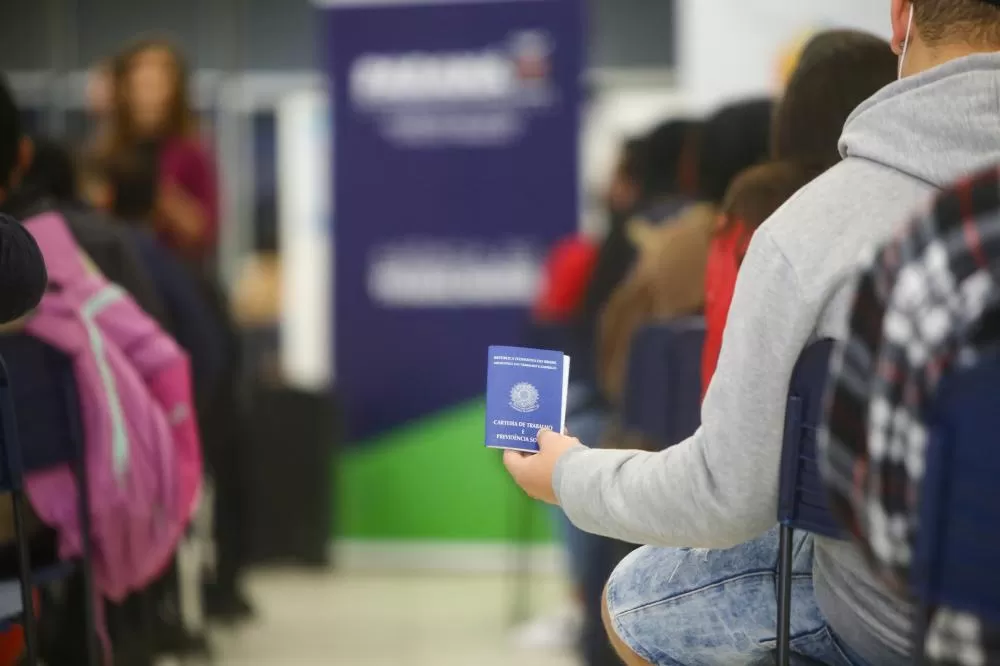 A semana começa com a oferta de 20.895 vagas de emprego em todo o Estado do Paraná. (Foto: Gilson Abreu/Arquivo AEN)