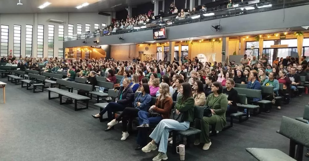 IV Seminário da Educação Inclusiva reuniu profissionais da educação e autoridades no Auditório Ecos da Liberdade, em Marechal Cândido Rondon. (Foto: Divulgação)