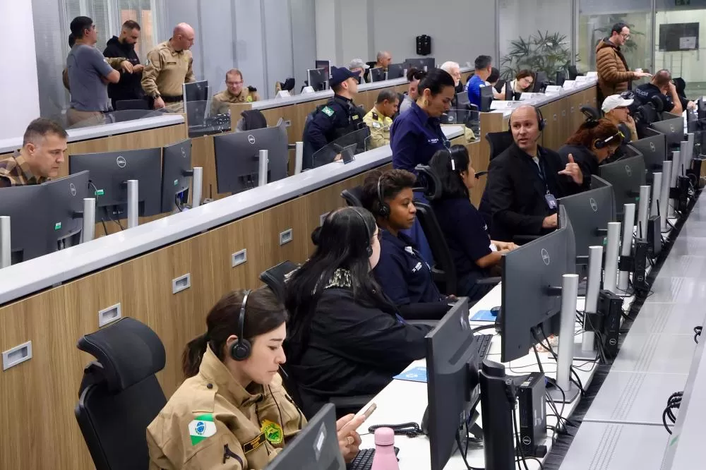 Operação integrada acompanhou a votação e prestou apoio logístico à Justiça Eleitoral nos 399 municípios paranaenses. (Foto: Ricardo Almeida/SESP)