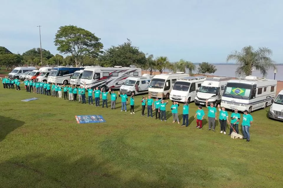 Caravana do Circuito Caminhos do Paraná visita municípios para divulgar atrativos e incentivar o turismo sobre rodas. (Foto: Simone Nunes)