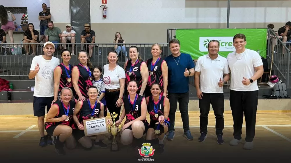 Força Master conquistou o título do Master Feminino no Campeonato Municipal de Voleibol de Pato Bragado. (Fotos: Divulgação)
