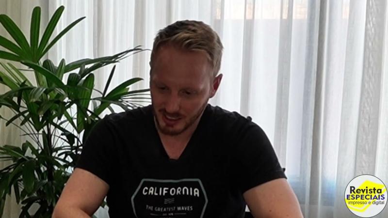 Daniel Schwantes relata como uma vaga internacional mudou sua trajetória